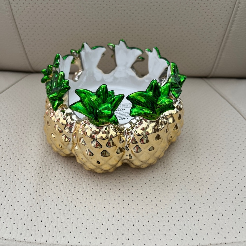 Bath and Body Works pineapple 3 wick candle holder